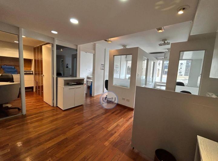 VENTA OFICINA MICROCENTRO 180m2 2