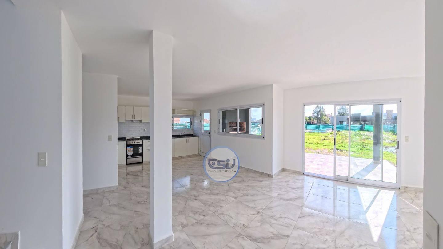 VENTA CASA 4 AMBIENTES PRINCIPADO CIUDAD NAUTICA