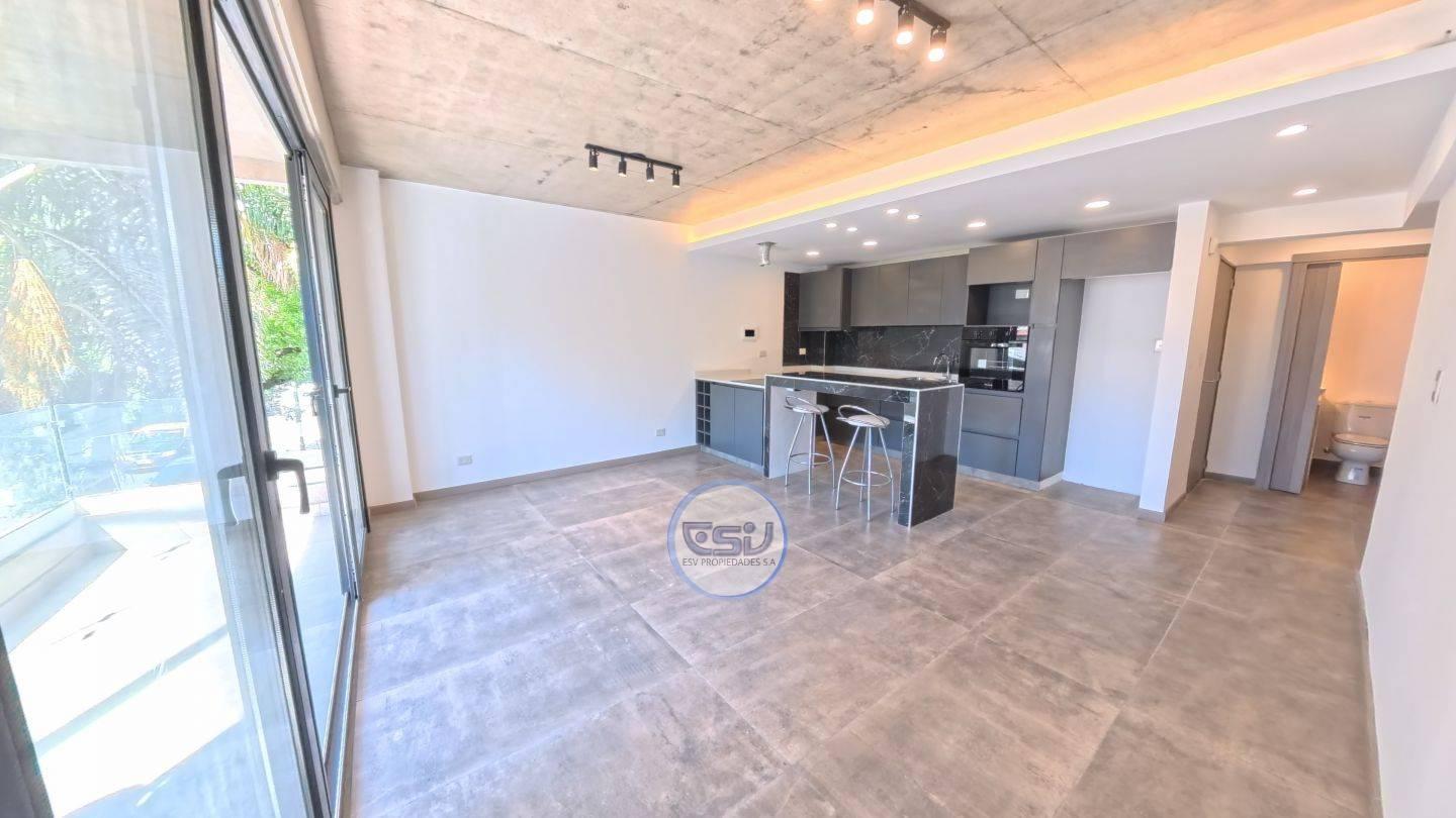 VENTA DEPARTAMENTO 2 AMBIENTES VILLA SANTA RITA CON BALCON AL FRENTE - ROYAL 1