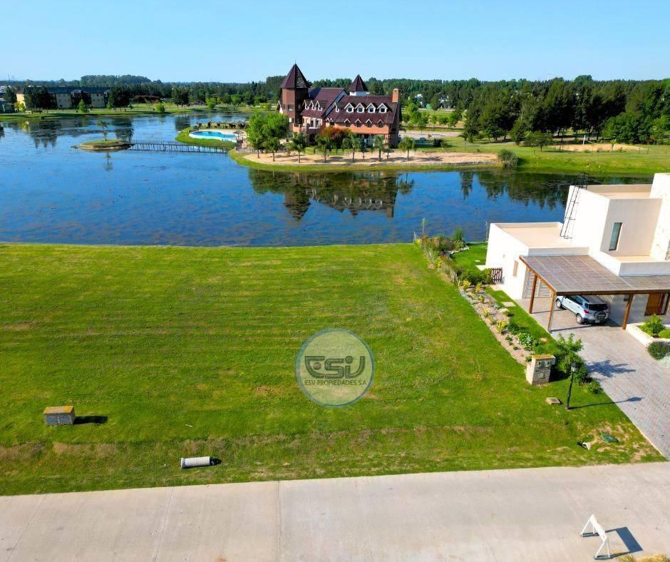 VENTA LOTE AL AGUA 713 M2 HIPICO PRINCIPADO CIUDAD NAUTICA CANNING