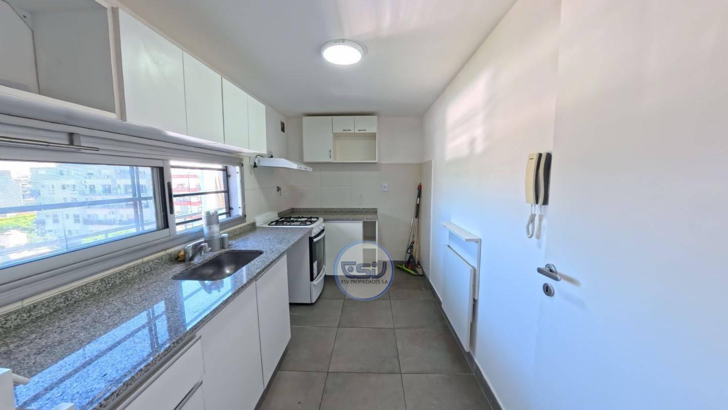 Foto de VENTA DEPARTAMENTO 2 AMB MONTE CASTRO APTO CREDITO, imagen 5