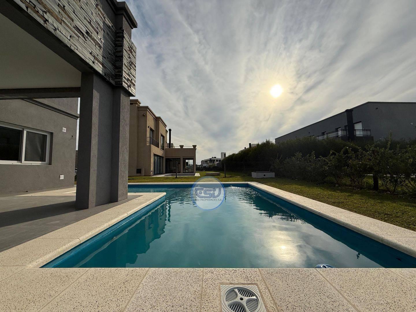 Foto de ALQUILER CASA A ESTRENAR PRINCIPADO CIUDAD NAUTICA, imagen 4