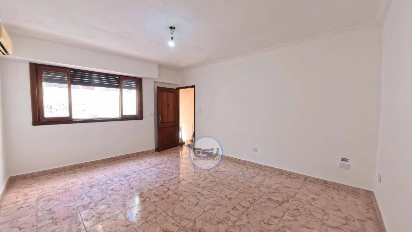 Foto de Venta de PH 3 ambientes 80 m2, reciclado con expensas bajas en, imagen 3