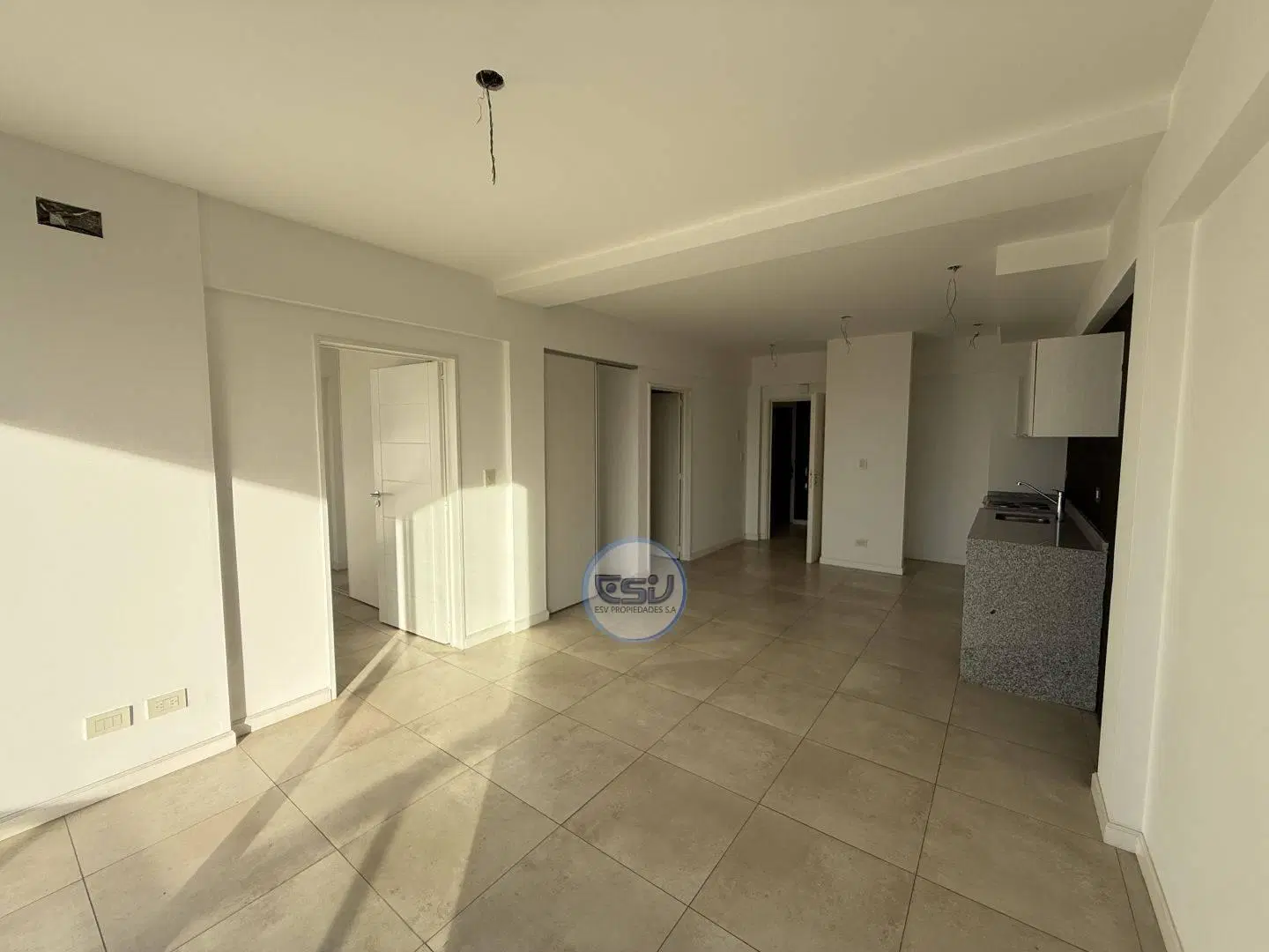 VENTA DEPARTAMENTO A ESTRENAR 2 AMBIENTES BALCON AL FRENTE VILLA LURO 2