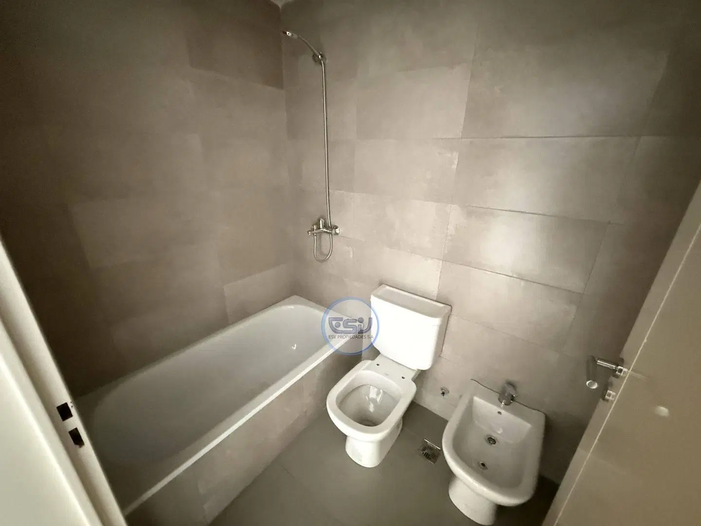VENTA DEPARTAMENTO A ESTRENAR 2 AMBIENTES BALCON AL CONTRAFRENTE VILLA LURO 8