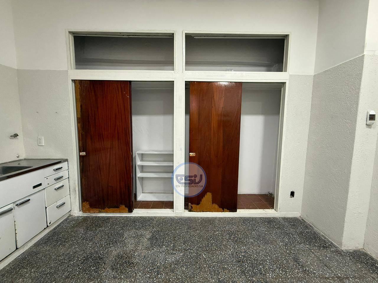 Foto de Venta Casa 3 Amb Reciclada con Quincho — Monte Castro, CABA, imagen 4