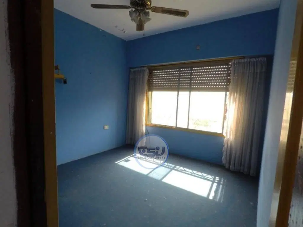 VENTA CASA 4 AMB.TERRAZA. QUINCHO CERRADO. LAVADERO. PATIO C/ PAR 8