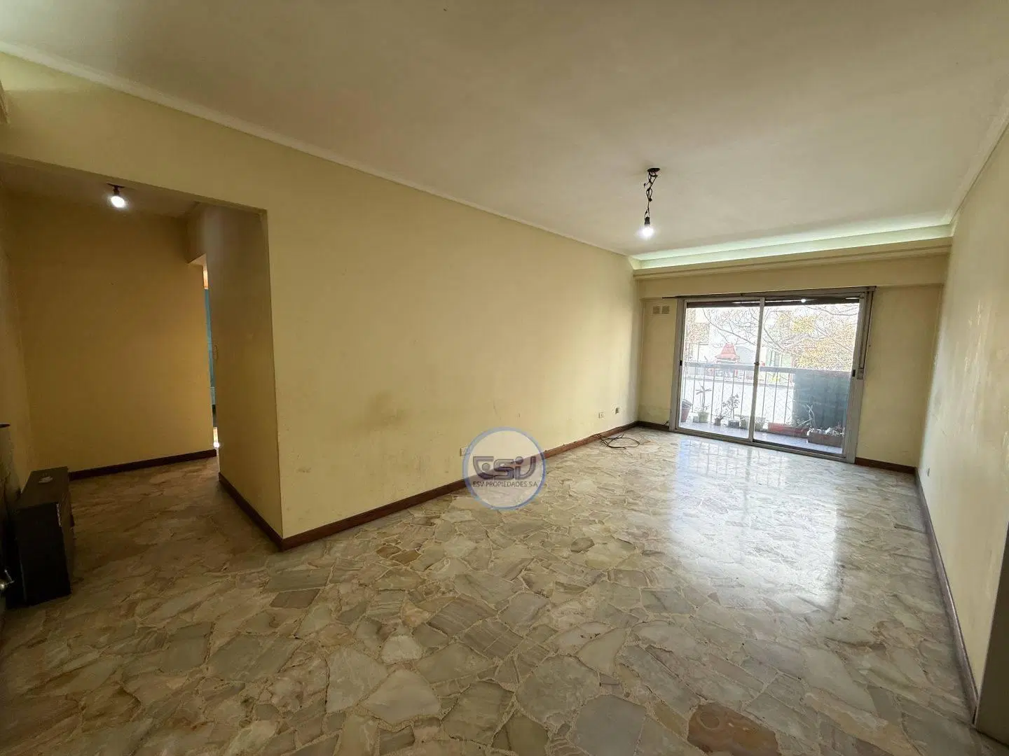 ALQUILER DEPARTAMENTO 4 AMBIENTES FLORES BALCON AL FRENTE 3