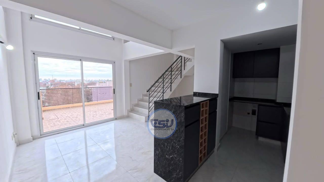 Foto de Venta Depto 2 Amb Apto Crédito con Balcón — Floresta, CABA, imagen 2