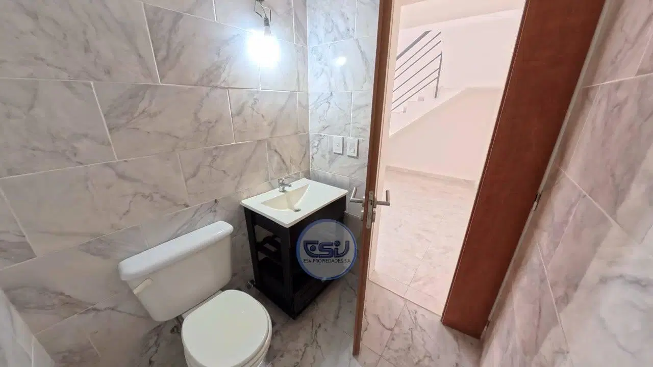 VENTA DEPARTAMENTO 2 AMB FLORESTA COCHERA 8