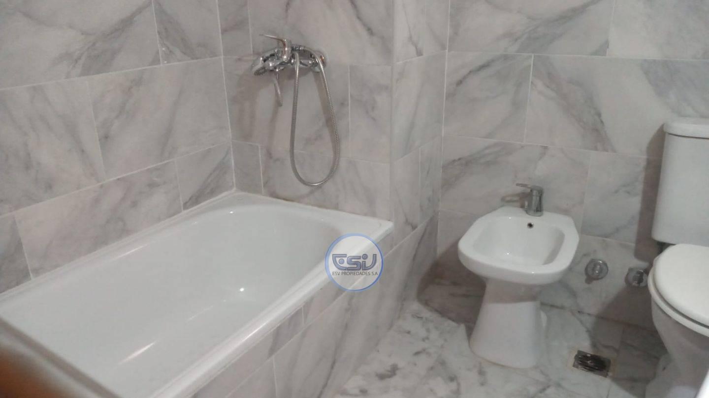 Foto de ALQUILER MONOAMBIENTE FLORESTA APTO PROFESIONAL, imagen 4