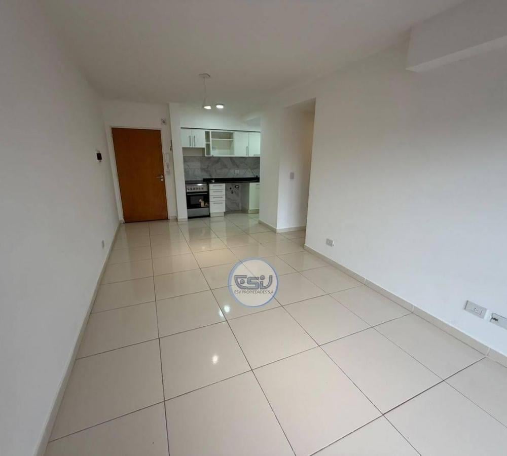 Foto de ALQUILER DEPARTAMENTO 2 AMBIENTES FLORESTA, imagen 5