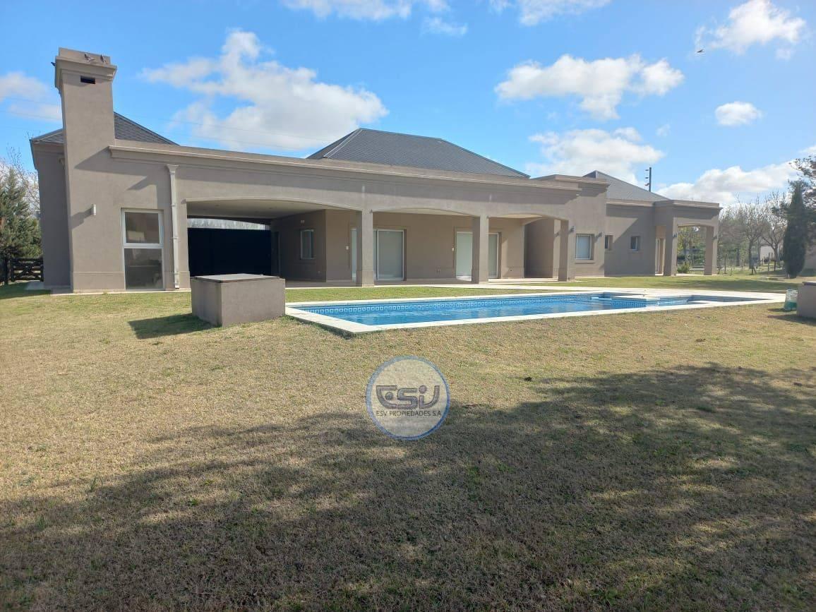 Foto de VENTA CASA 6 AMBIENTES FINCAS DE SAN VICENTE, imagen 1