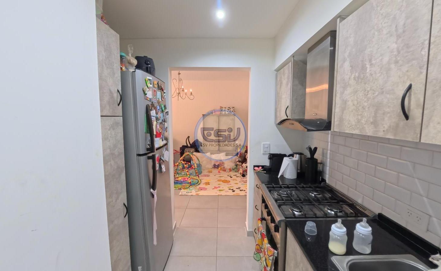 Foto de Venta Departamento de 2 ambientes con balcon con parrilla y terraza, imagen 5