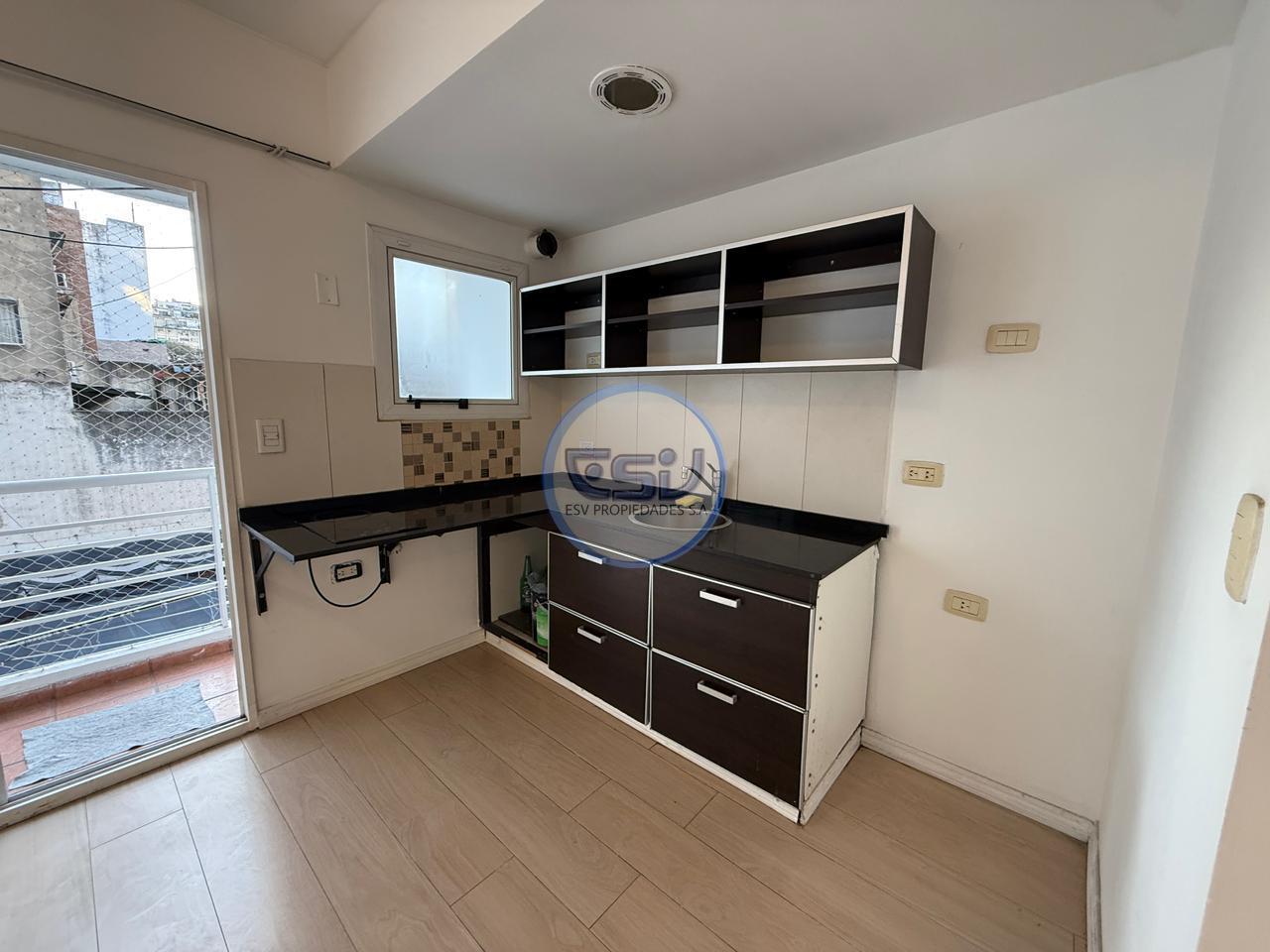Foto de Alquiler departamento 2 ambientes con balcón, Monserrat Capital Federal, imagen 5