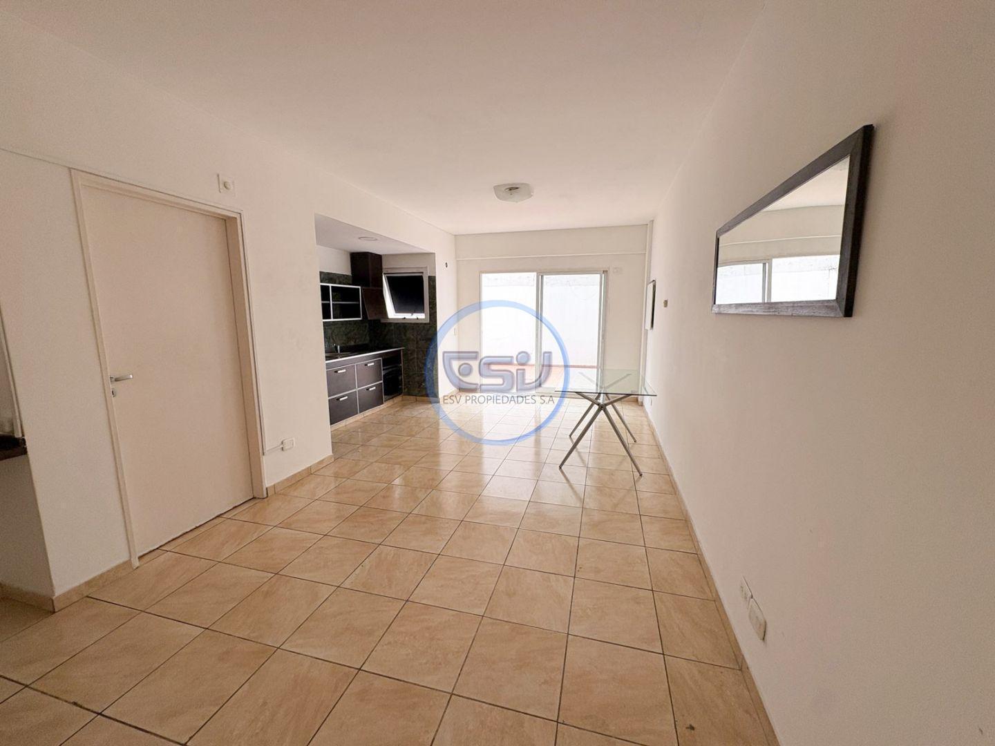Foto de Alquiler departamento 2 ambientes con patio, San Telmo, imagen 1