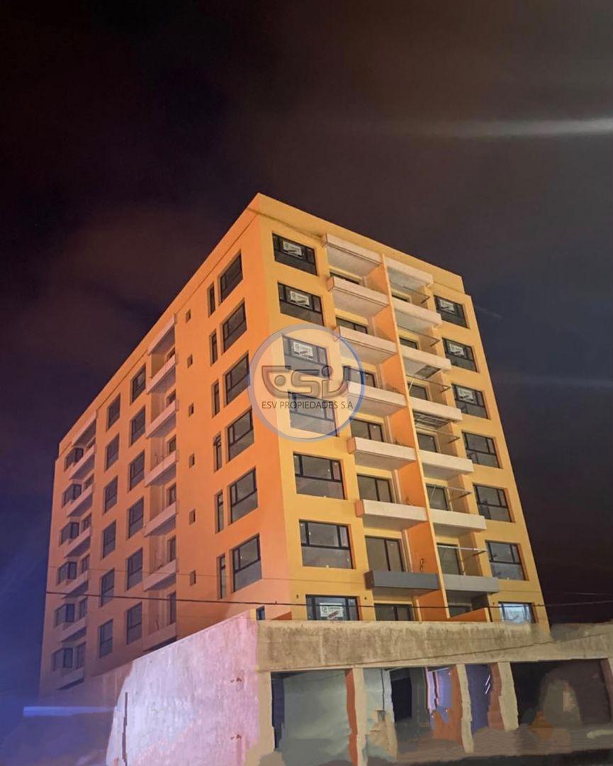 Foto de Venta Departamento 2 ambientes a estrenar frente al mar Balneario, imagen 1