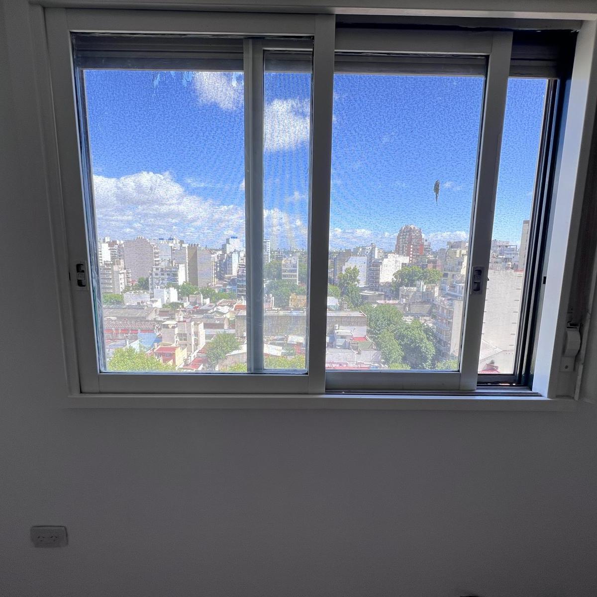 Departamento 2 Ambientes en Torre con Vista Super Abierta! 3