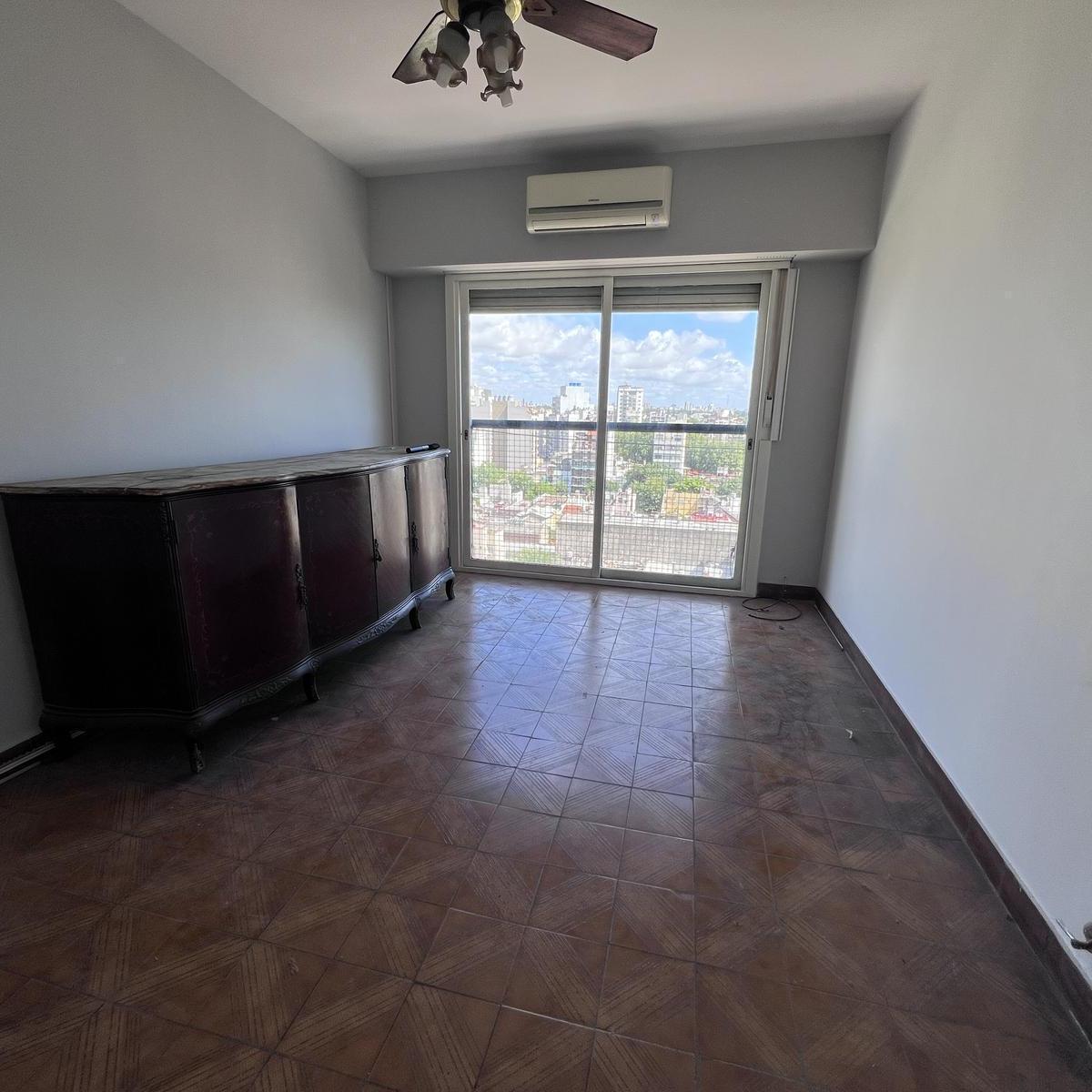 Departamento 2 Ambientes en Torre con Vista Super Abierta! 3