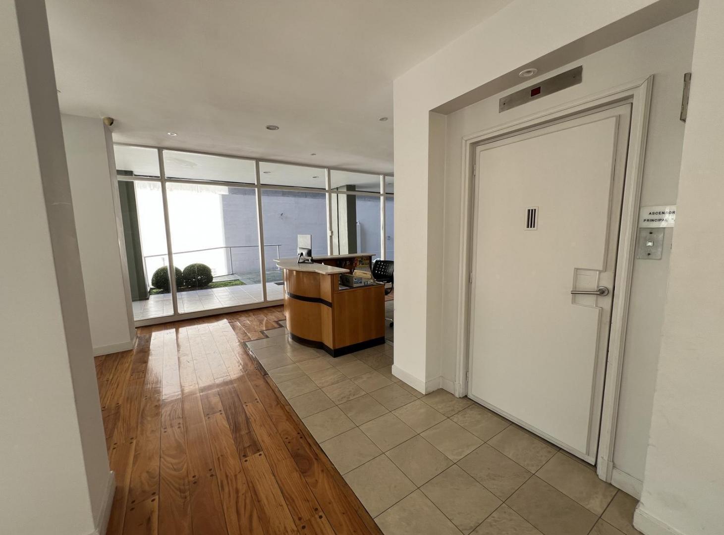 Foto de Venta Departamento 4 ambientes con excelente vista en Devoto, imagen 4