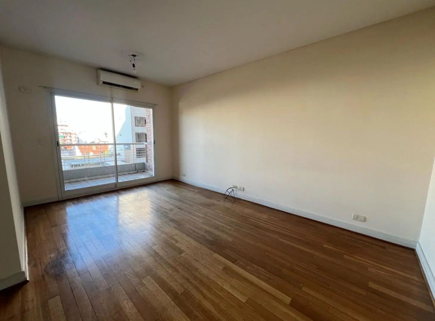 CABALLITO - Departamento 2 ambientes, Torre con Seguridad y Amenities 1