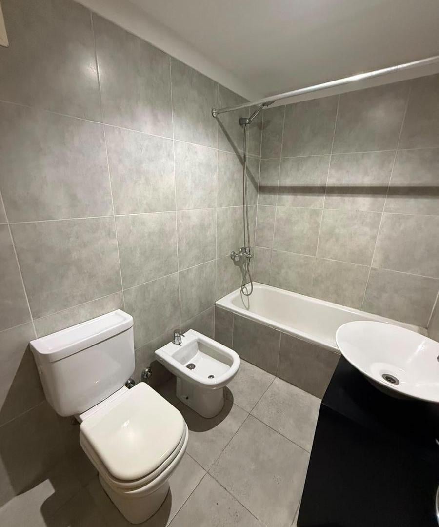 Foto de Departamento monoambiente en alquiler - Flores, imagen 2