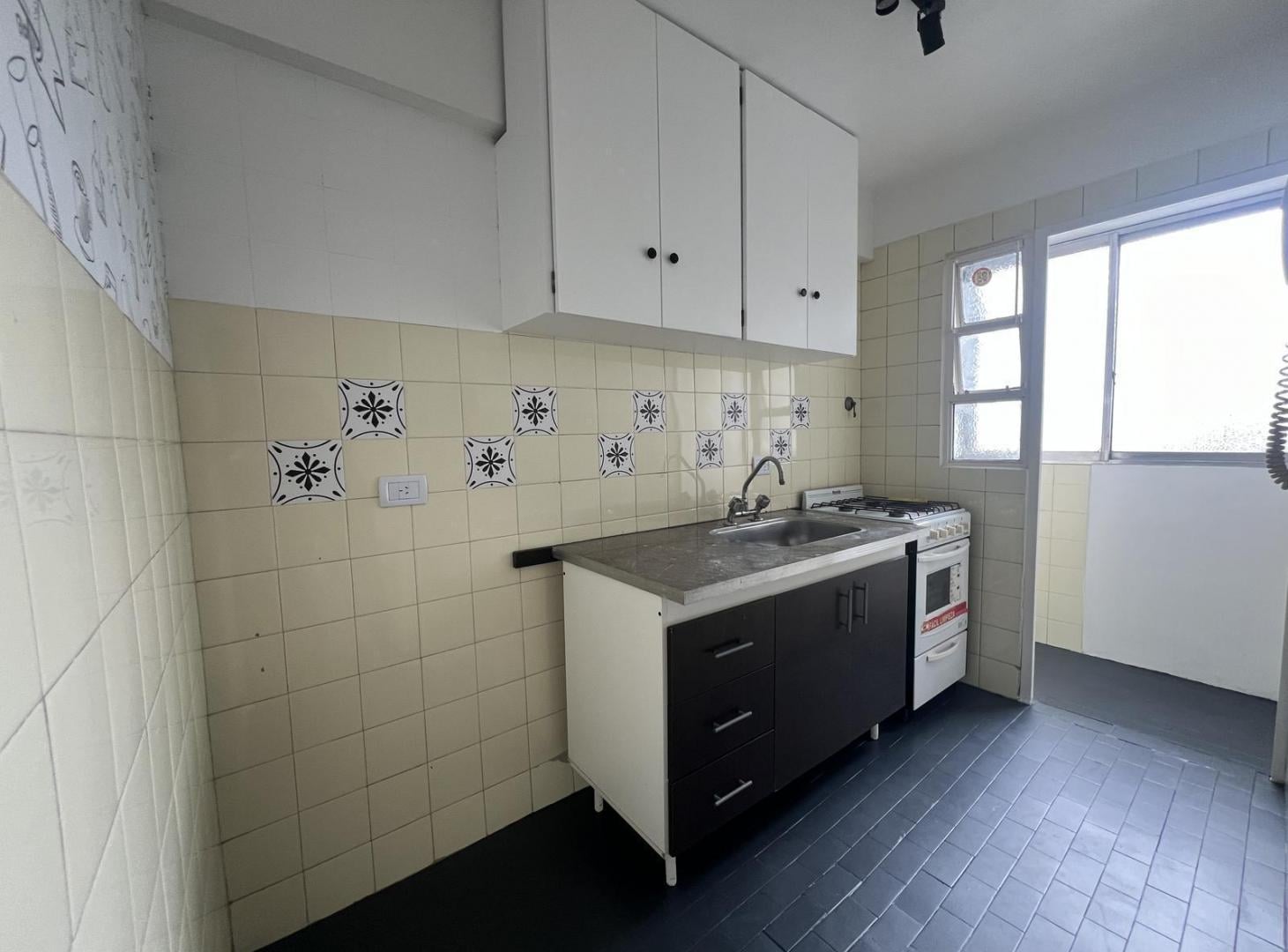 Foto de Departamento 2 ambientes , cerca del subte B y parque centenario, imagen 4