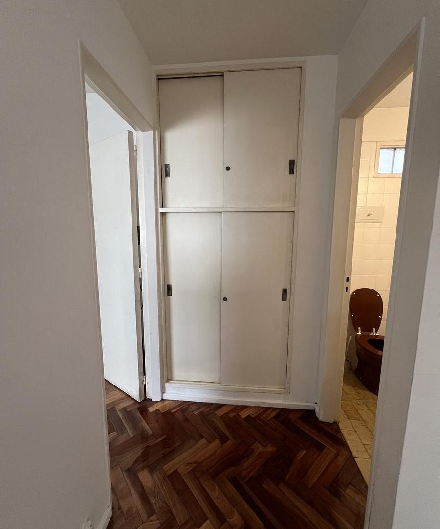 Foto de Departamento 2 ambientes , cerca del subte B y parque centenario, imagen 2