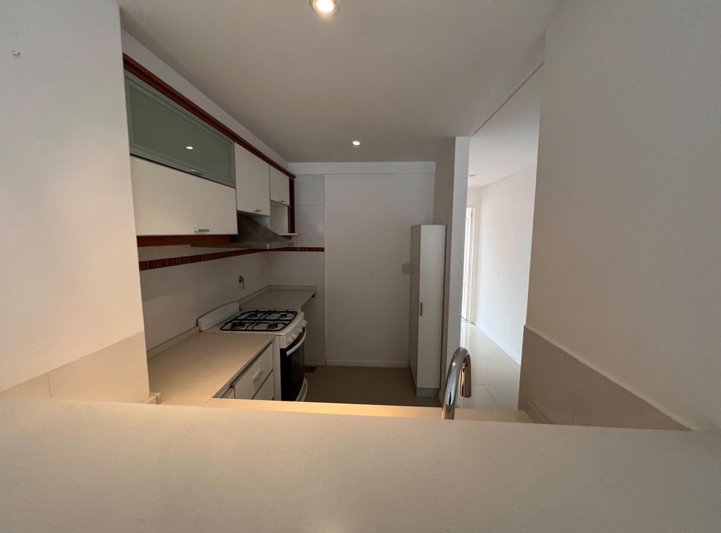 Foto de Departamento 2 ambientes en alquiler - Agronomia, imagen 2