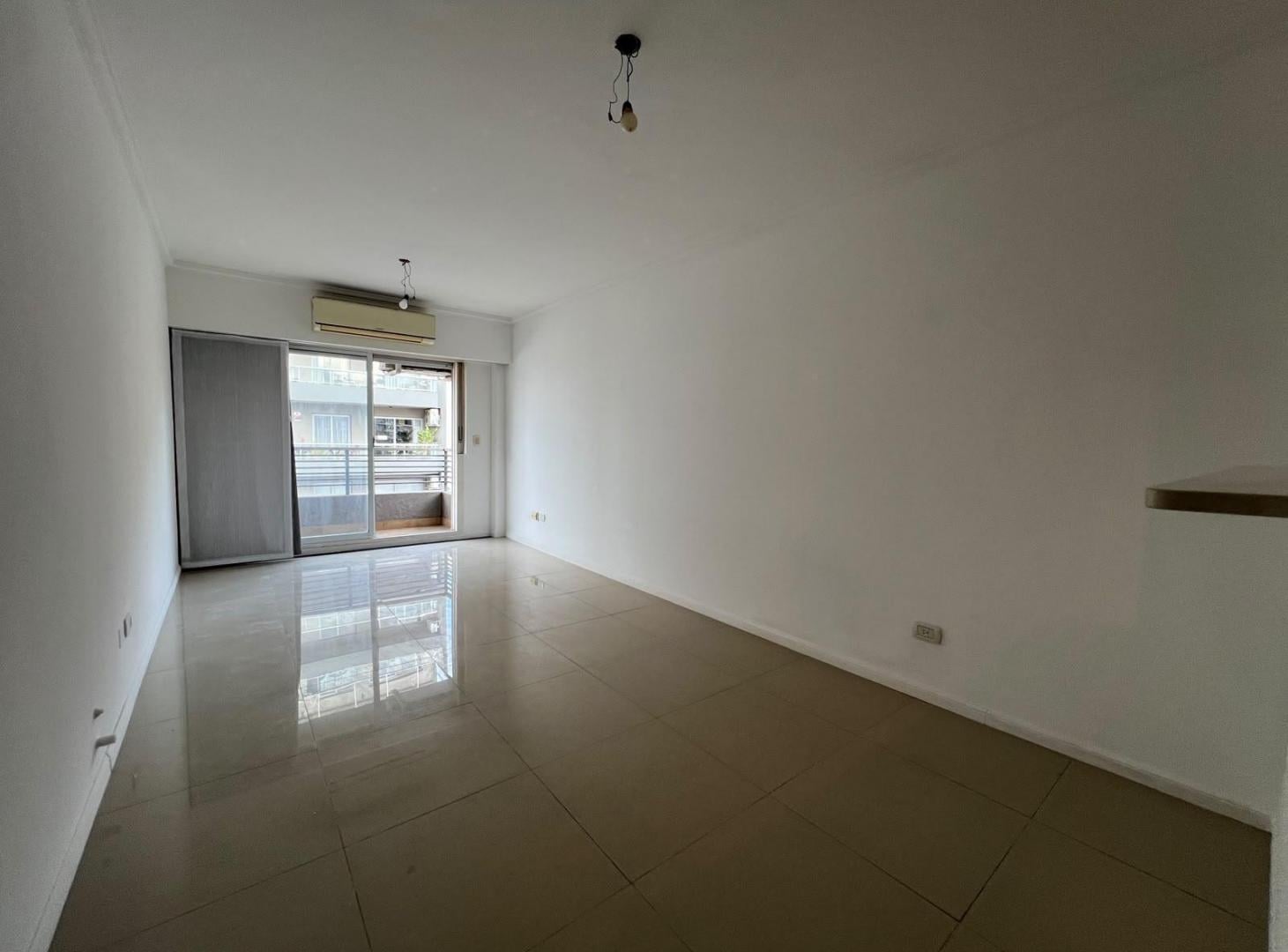 Foto de Departamento 2 ambientes en alquiler - Agronomia, imagen 1