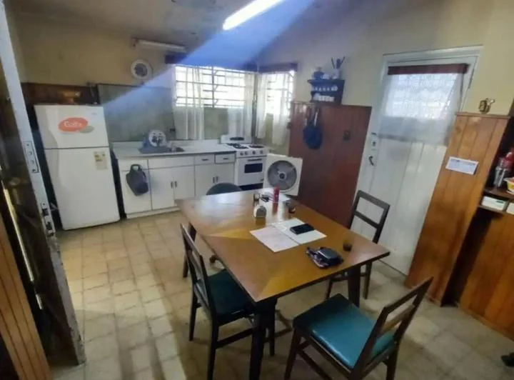 Casa de 3 ambientes en Venta en Carapachay  4