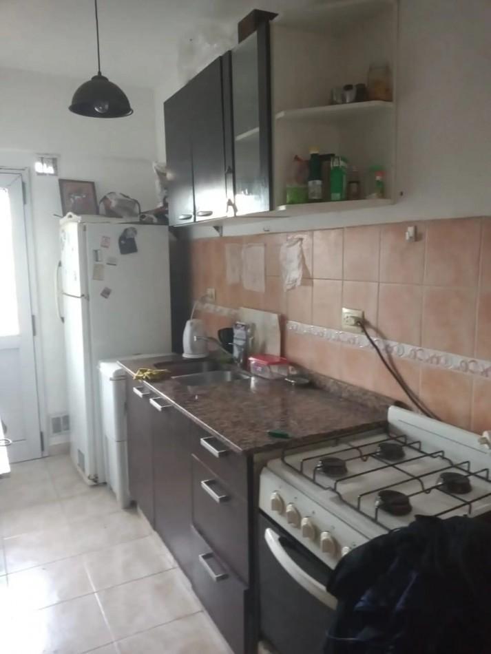 Foto de Departamento de 2 ambientes en Venta en Munro, imagen 3