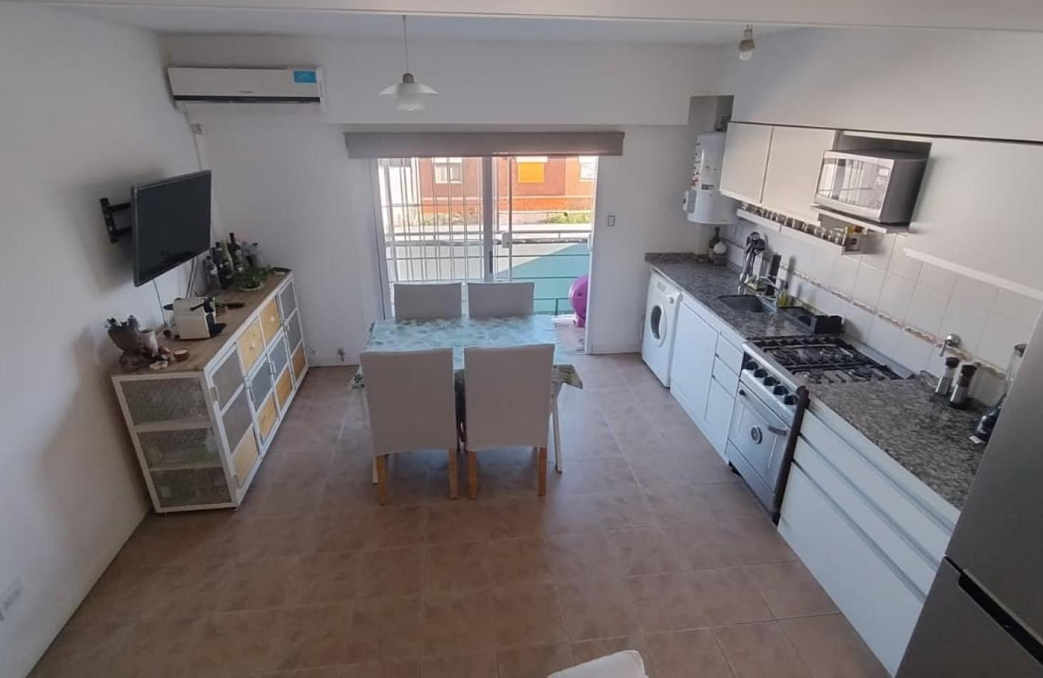 Foto de PH de 2 ambientes en Venta en Florida Oeste, imagen 1