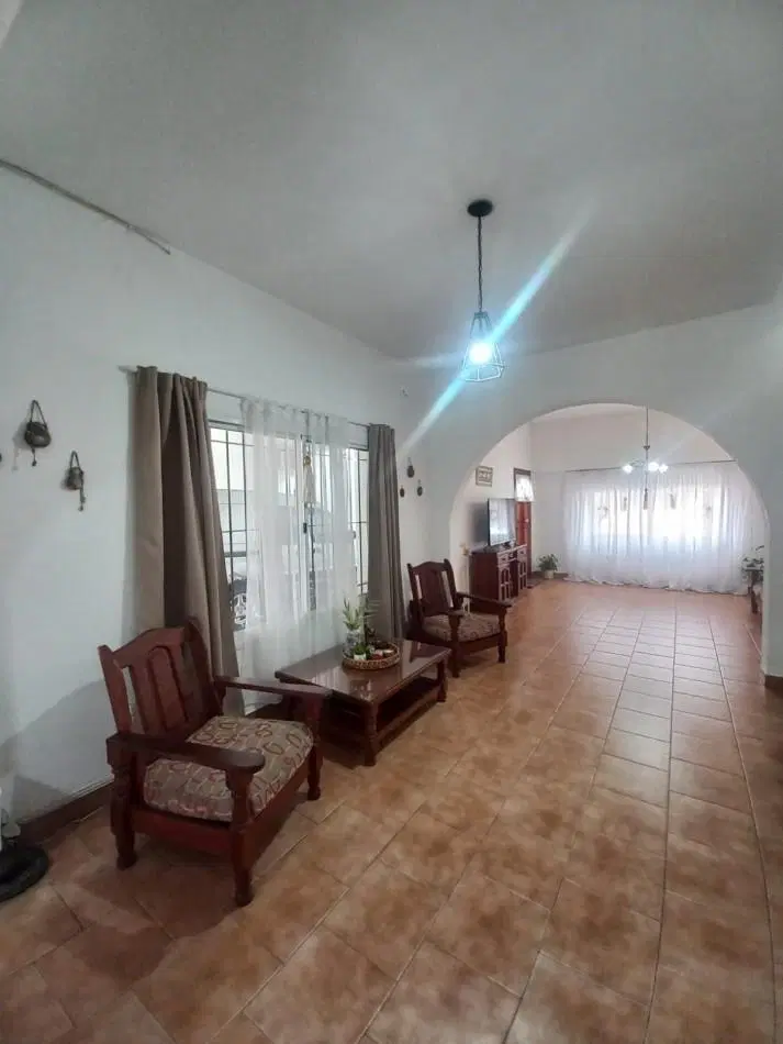 Casa de 4 ambientes en Venta en Munro 5