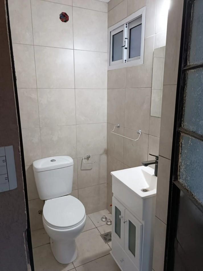 Foto de Casa de 4 ambientes en Venta en Carapachay, imagen 5