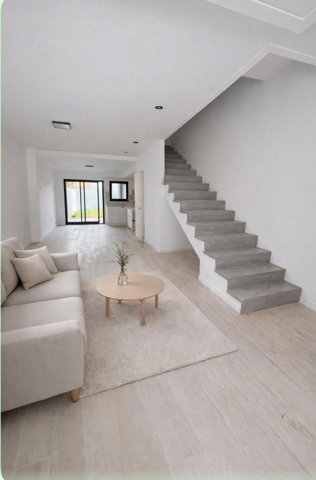 Foto de Duplex de 5 ambientes en Venta en Munro., imagen 3
