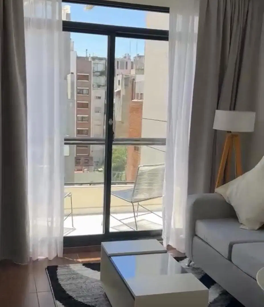 Alquiler-Departamento- 2 amb- Palermo Chico- Semipiso- Amoblado 3
