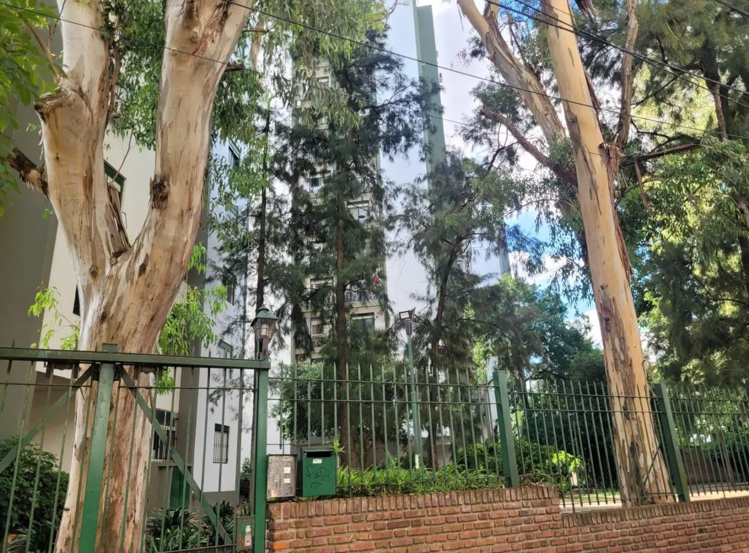 3 ambientes. Luminoso. Tranquilo. Ubicacion estrategica. 4