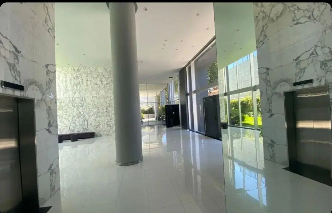 VENTA CON RENTA | 3 AMBIENTES CON COCHERA EN YRIGOYEN BOULEVARD - VICENTE LÓPEZ. 8