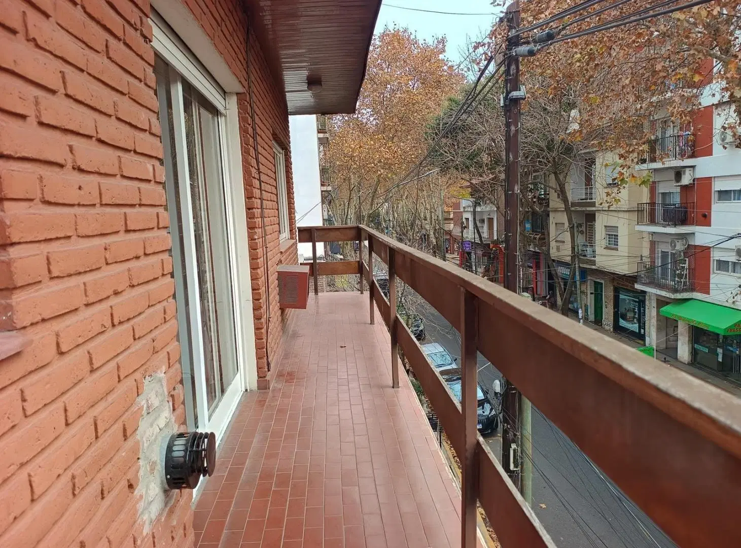 2 AMBIENTES CON BALCÓN CORRIDO | APTO PROFESIONAL | OLIVOS. 2