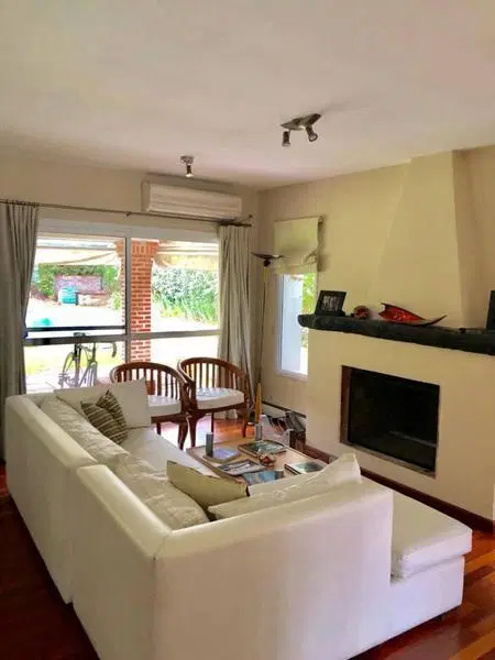 HB BIENES RAICES VENDE  CASA MUY COMODA EN LA COLINA , EXCELENTE ACCESO 3