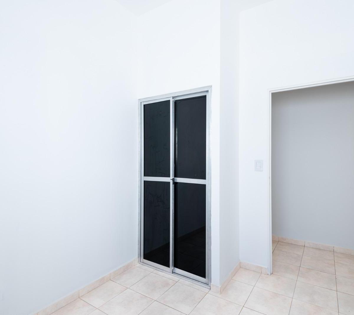Pavon 2300 - Edificio de PH con Patio y Terraza/ 70 m Totales. 4