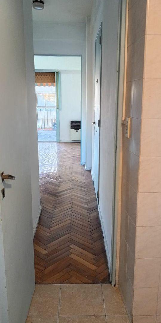 Foto de DEPARTAMENTO EN EXCELENTE UBICACION CON BALCON ATERRAZADO, imagen 4