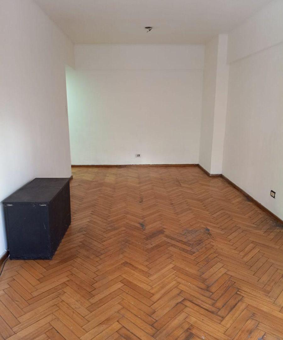 Foto de OPORTUNIDAD!!! 3 AMB EN CENTRO DE CABALLITO CON BALCON TERRAZA 12X2MTS, imagen 4