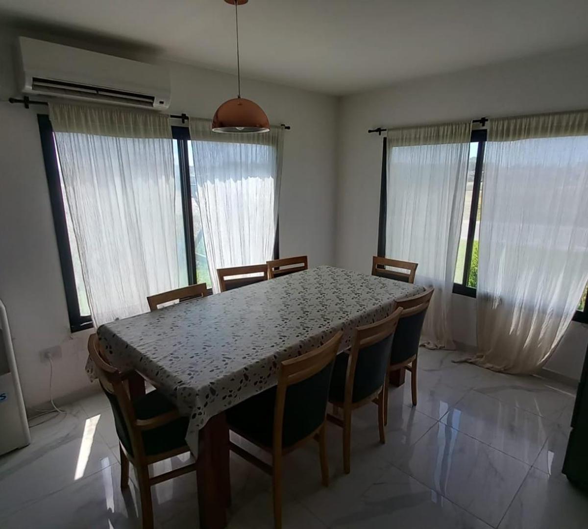 Foto de Casa 4 ambientes en venta en Barrio Privado San Sebastián, imagen 4
