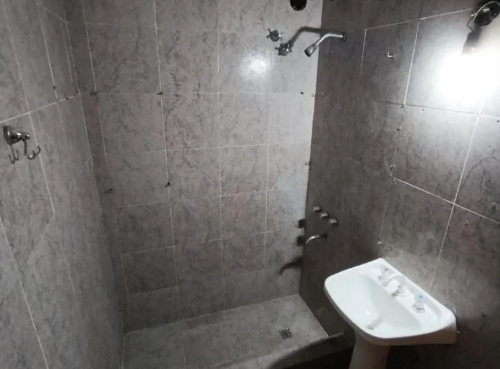 Departamento 2 ambientes en alquiler en San Justo 3