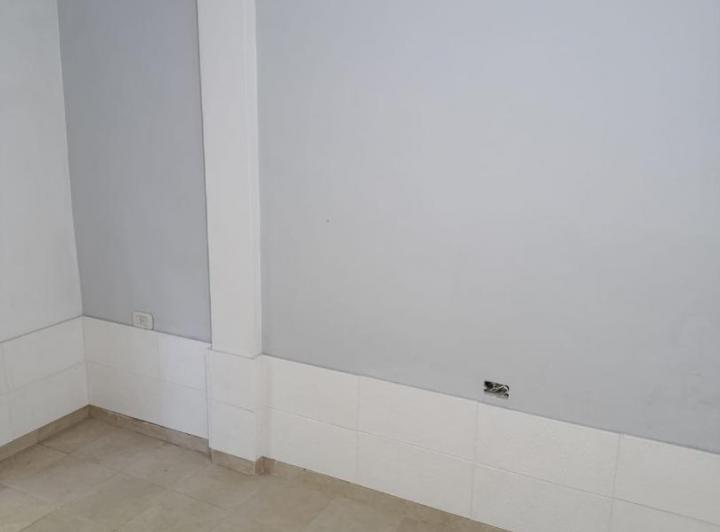 Departamento 2 ambientes en alquiler en San Justo 5