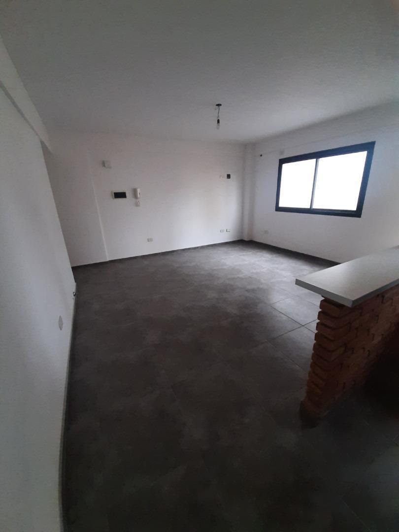 Foto de Departamento 2 ambientes en alquiler en Lomas del Mirador, imagen 4