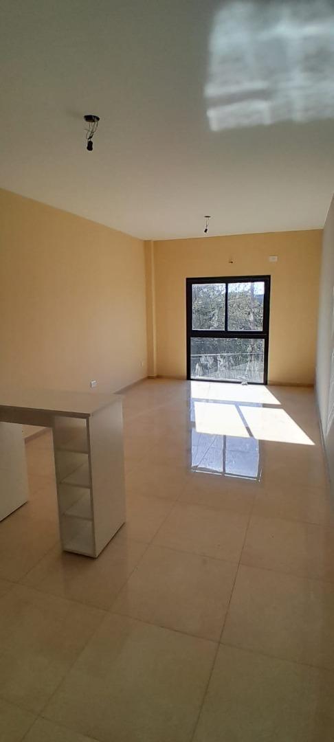 Foto de Departamento Monoambiente en alquiler en San Justo, imagen 3