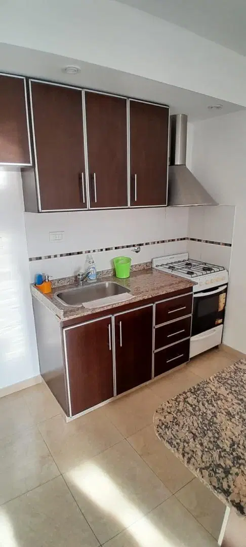 Departamento monoambientes en Alquiler en Lomas del Mirador 4